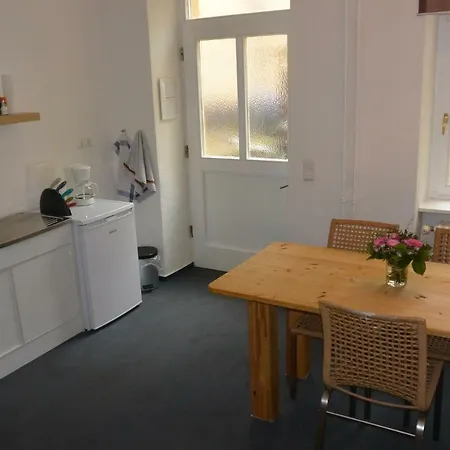 Apartment Esmarchstrasse 12